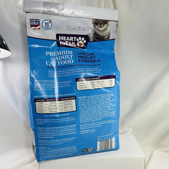 Heart To Tail Premium Adult Cat Food Special Medley Formula 3.15 Lbs Made In USA - Picture 6 of 10